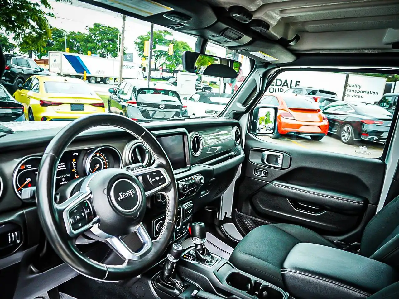 Jeep Wrangler photo Jeep Wrangler