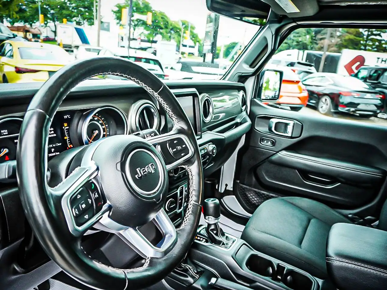 Jeep Wrangler photo Jeep Wrangler