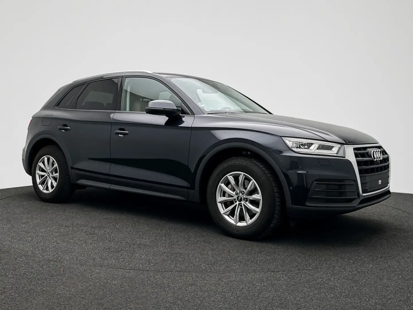 Audi Q5 35 TDI Advance S tronic 120kW Negro - 2