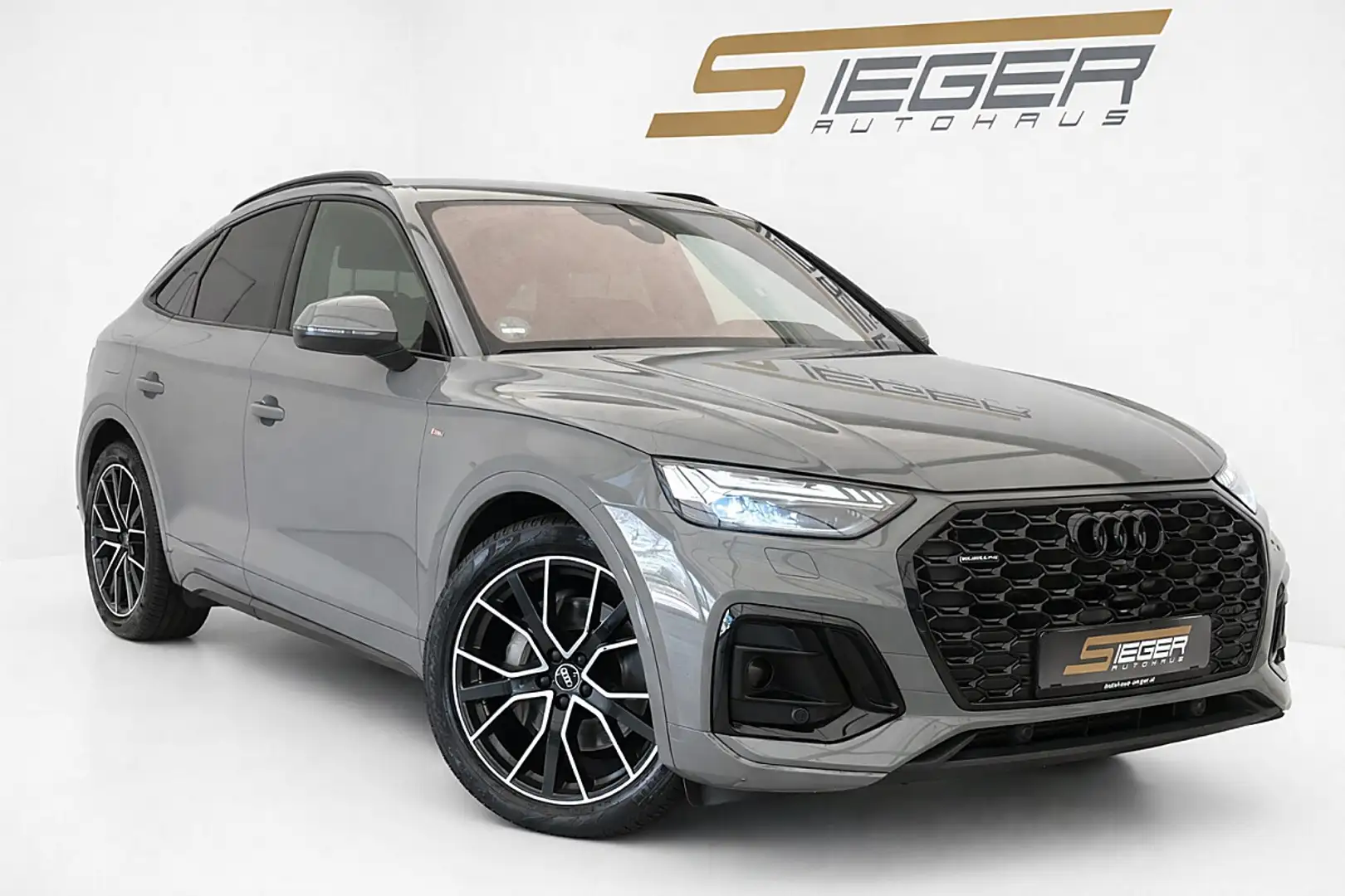 Audi Q5 Sportback 50 TFSI e quattro S-line S-tronic Grau - 1