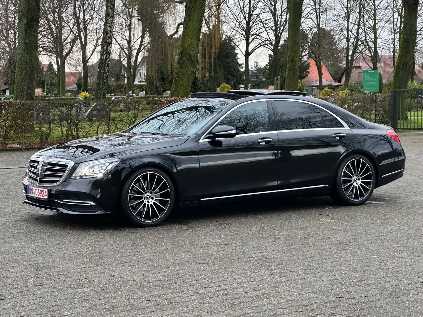 Mercedes-Benz S 350 d*LANG*4-MATIC*PANO* CHAFFEUR*360*DISTR* Noir - 1