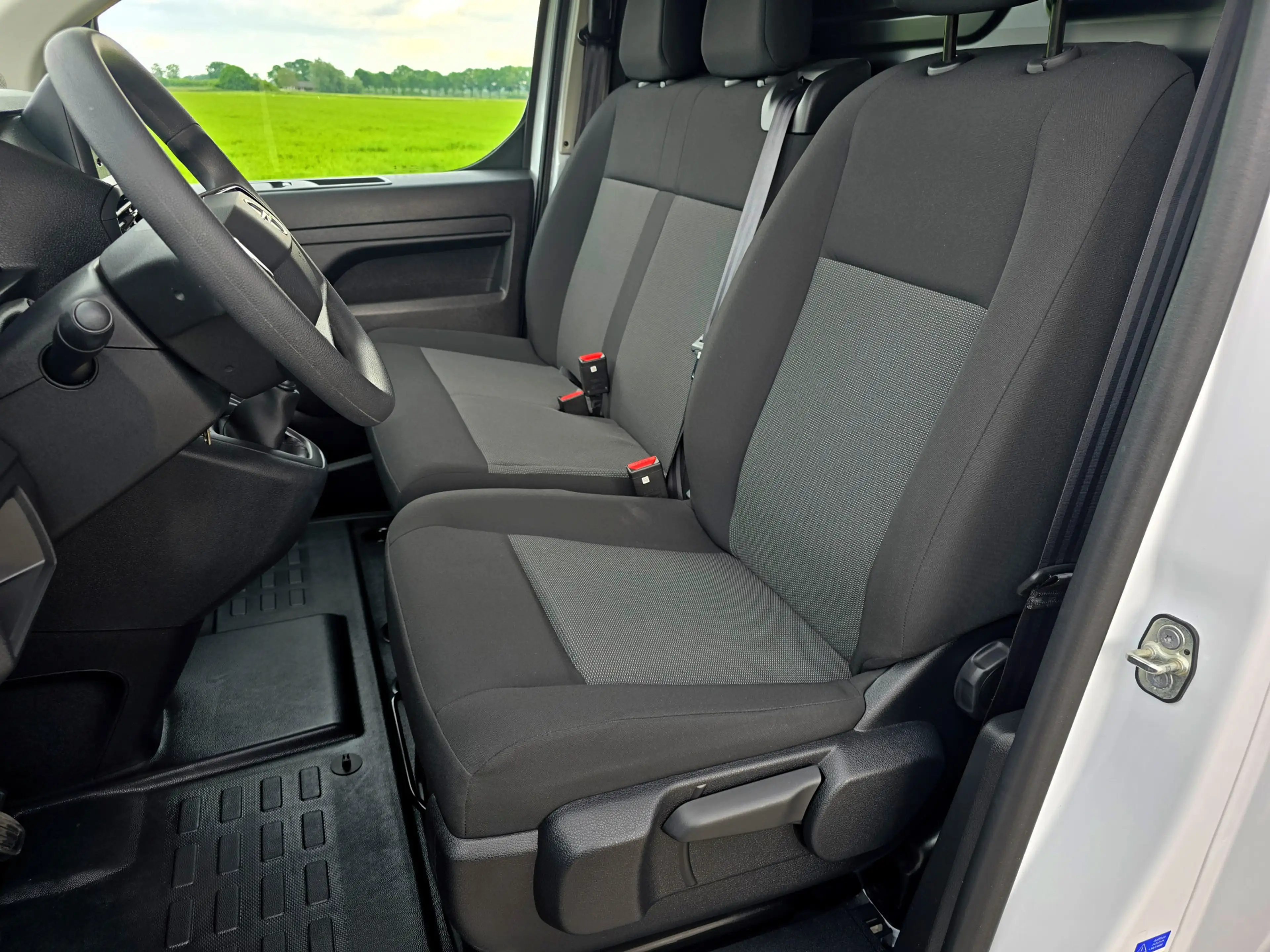 Opel Vivaro 1.5 CDTi S&S L2 H1 - 120 Pk - Euro 6 - Airco - Cru — photo 20