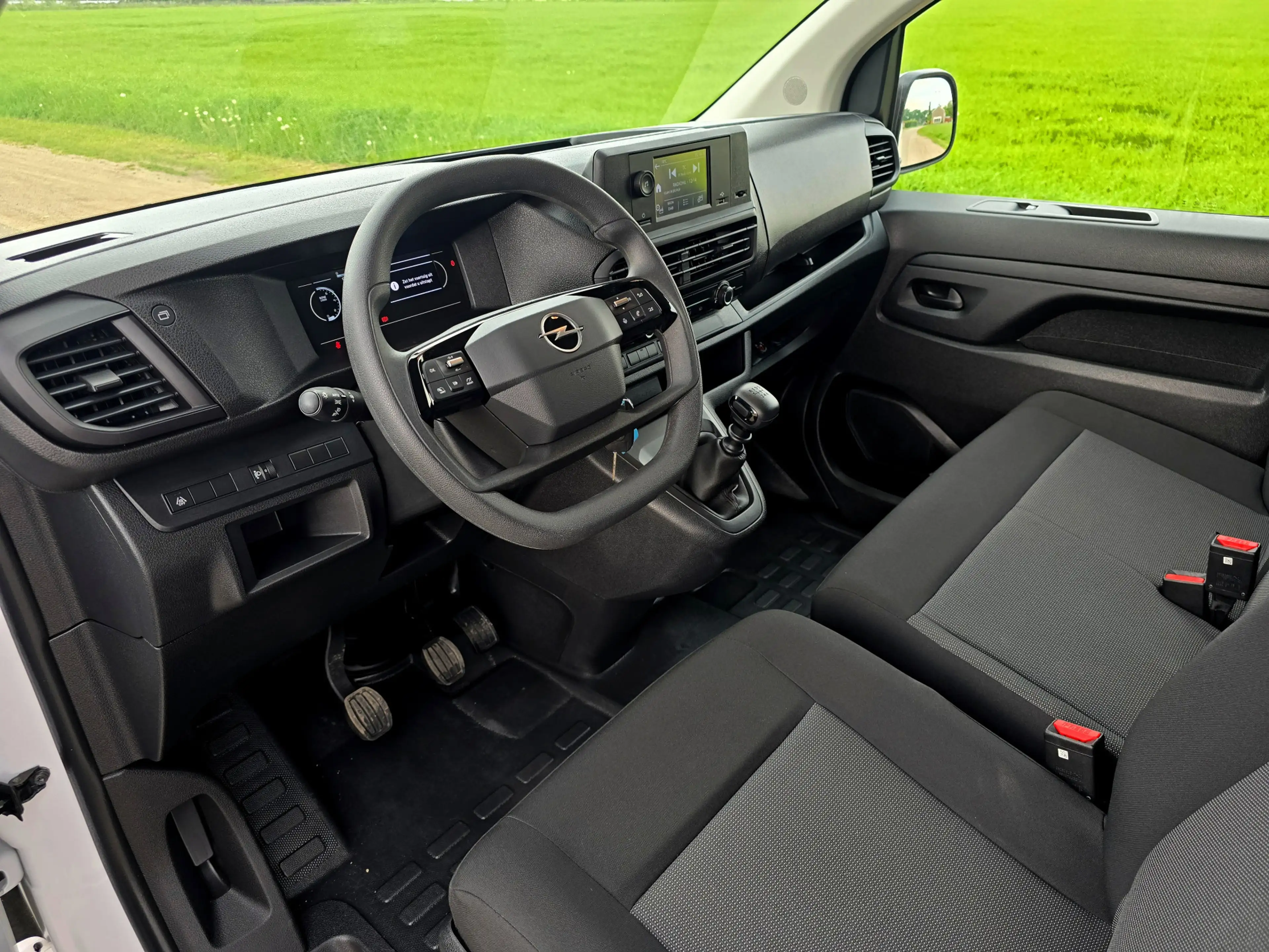 Opel Vivaro 1.5 CDTi S&S L2 H1 - 120 Pk - Euro 6 - Airco - Cru — photo 21