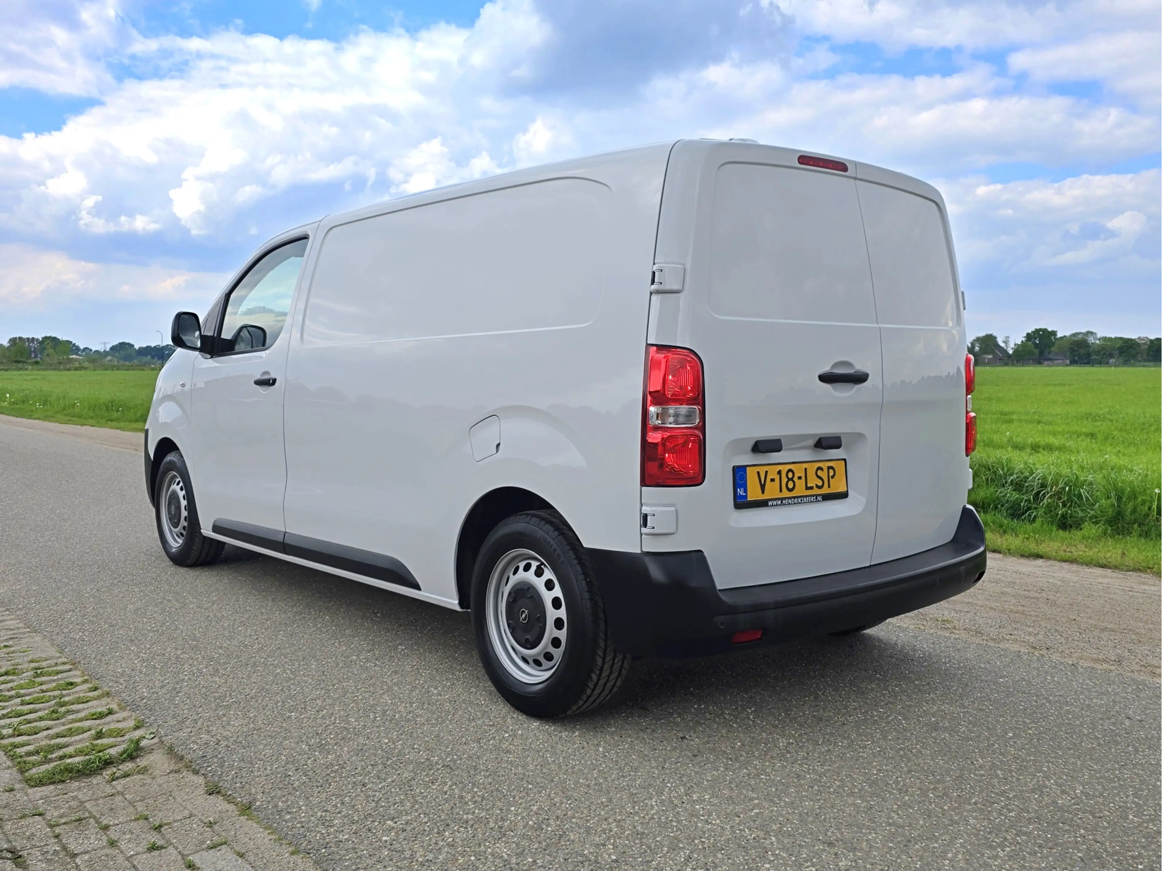 Opel Vivaro 1.5 CDTi S&S L2 H1 - 120 Pk - Euro 6 - Airco - Cru — photo 3