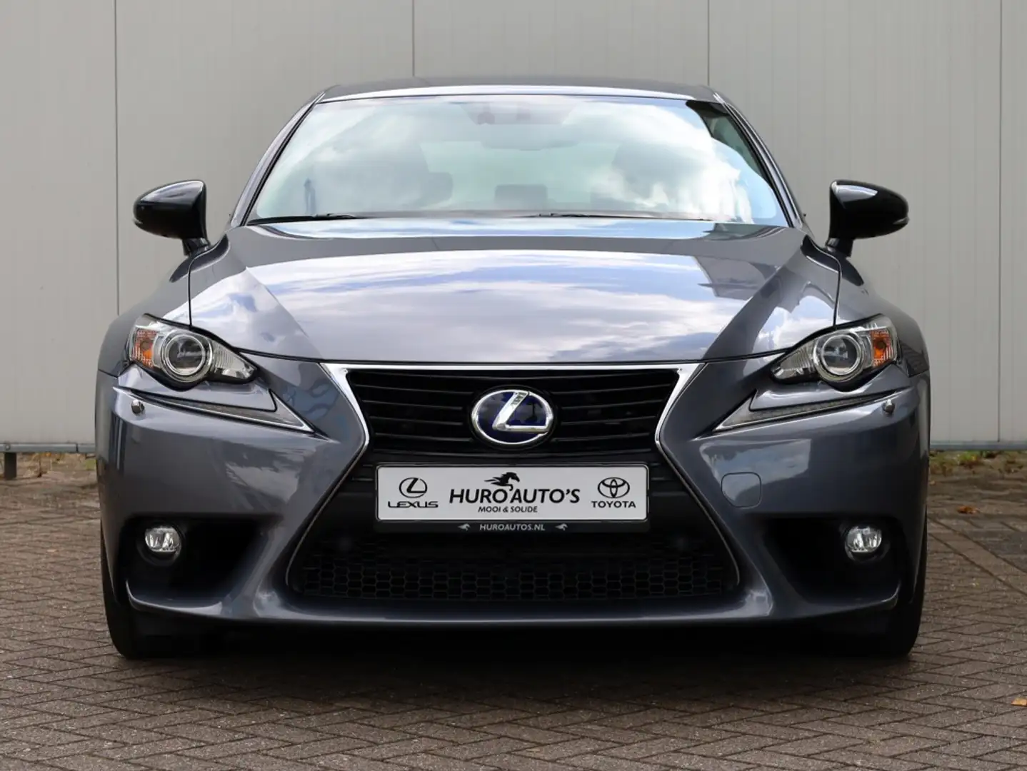 Lexus IS 300 300h Sport Edition | Stoelverwarming | Parkeersens Grau - 2