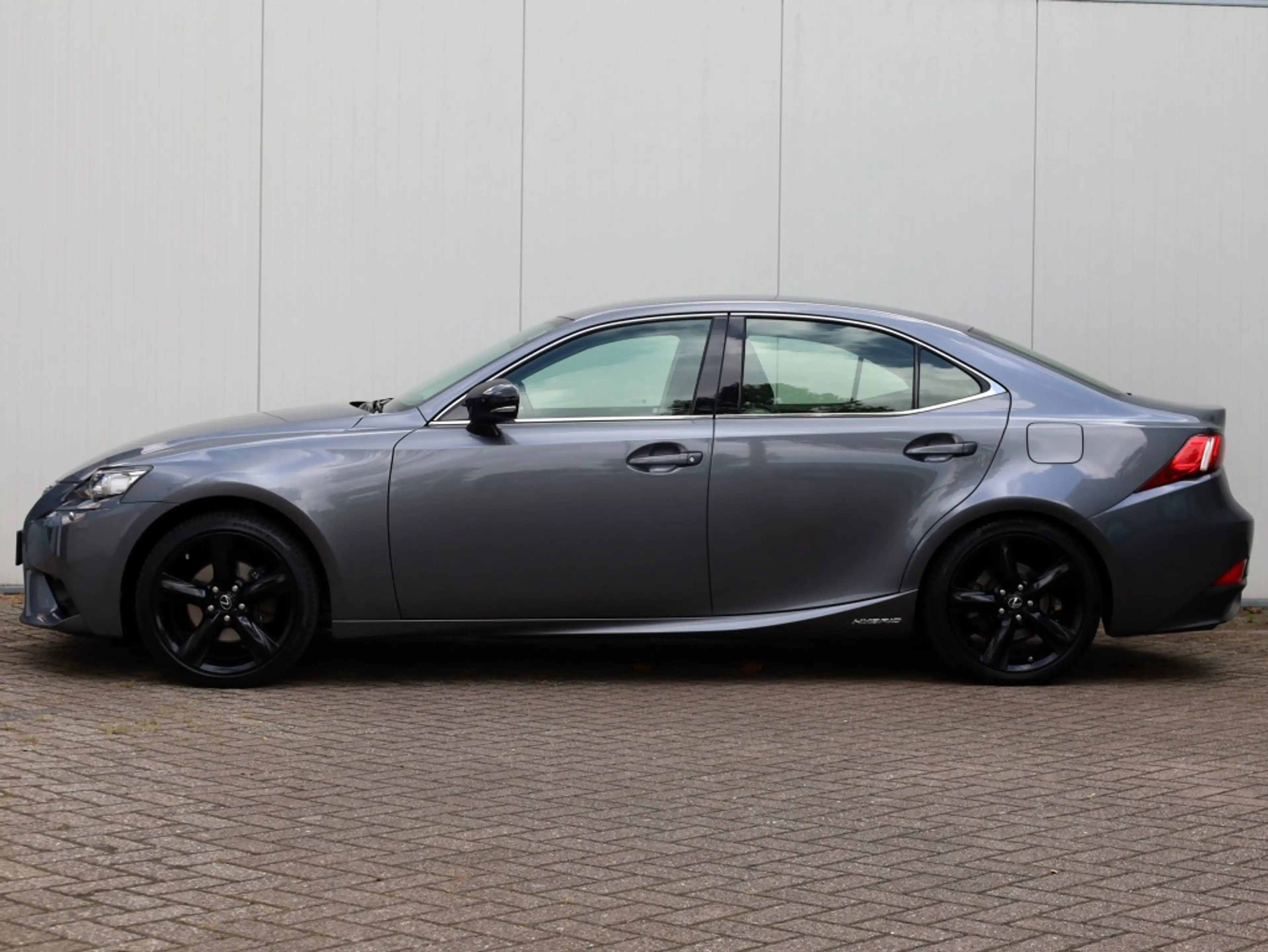 Lexus IS 300 300h Sport Edition | Stoelverwarming | Parkeersens — photo 5