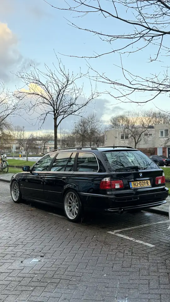 BMW 530i touring, foto 2