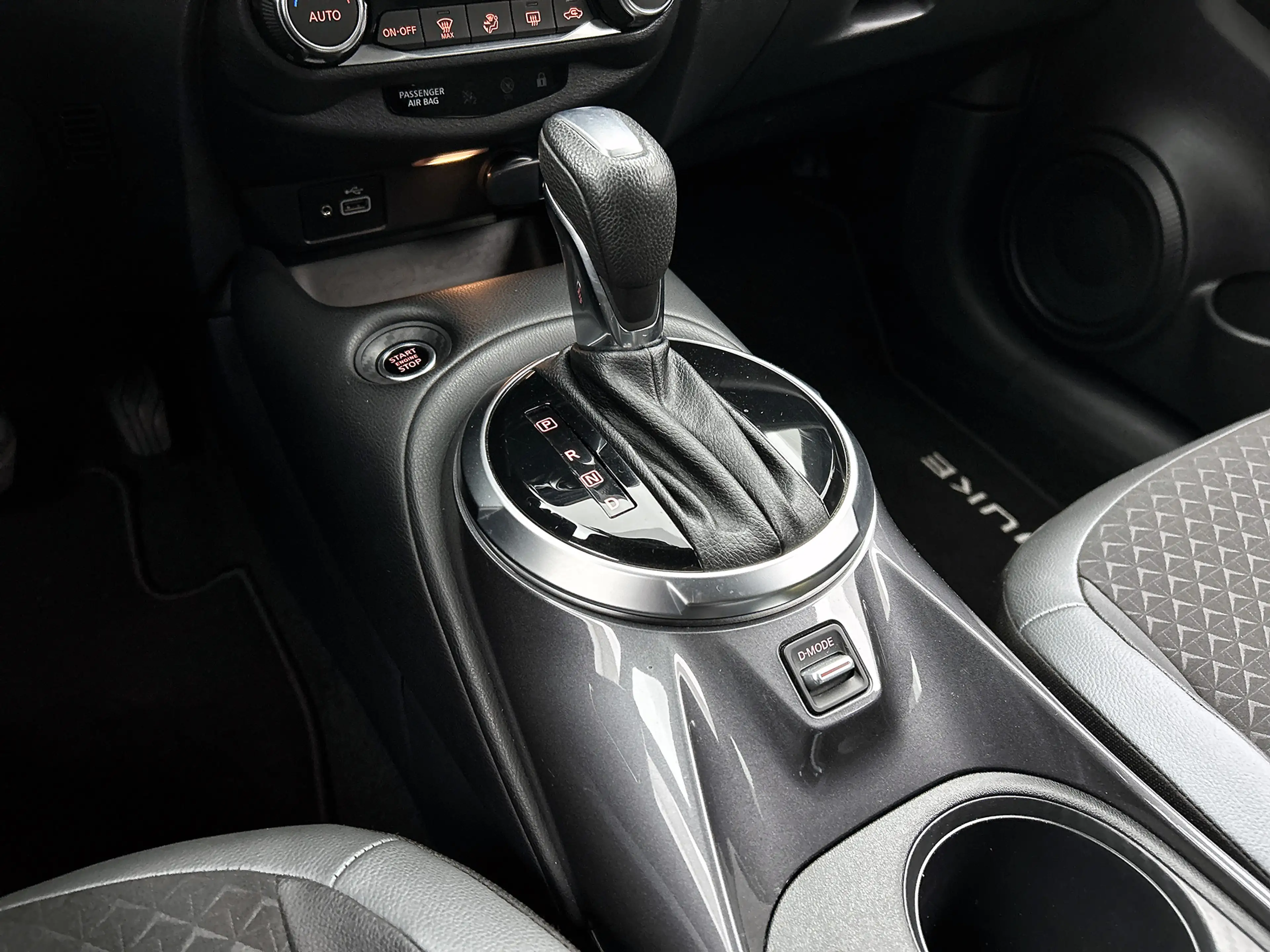 Nissan Juke 1.0 DIG-T N-Design | Camera | N- Design | Lage Km — photo 11