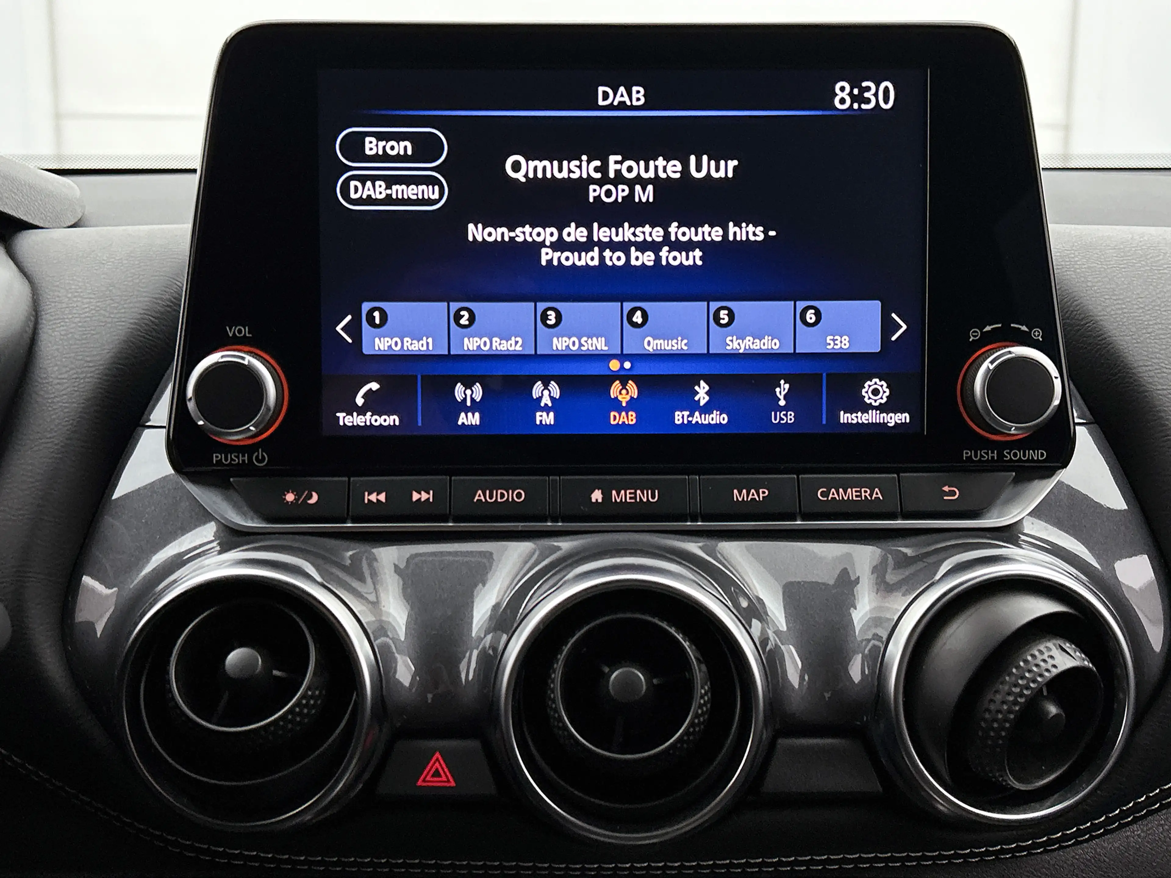 Nissan Juke 1.0 DIG-T N-Design | Camera | N- Design | Lage Km — photo 7
