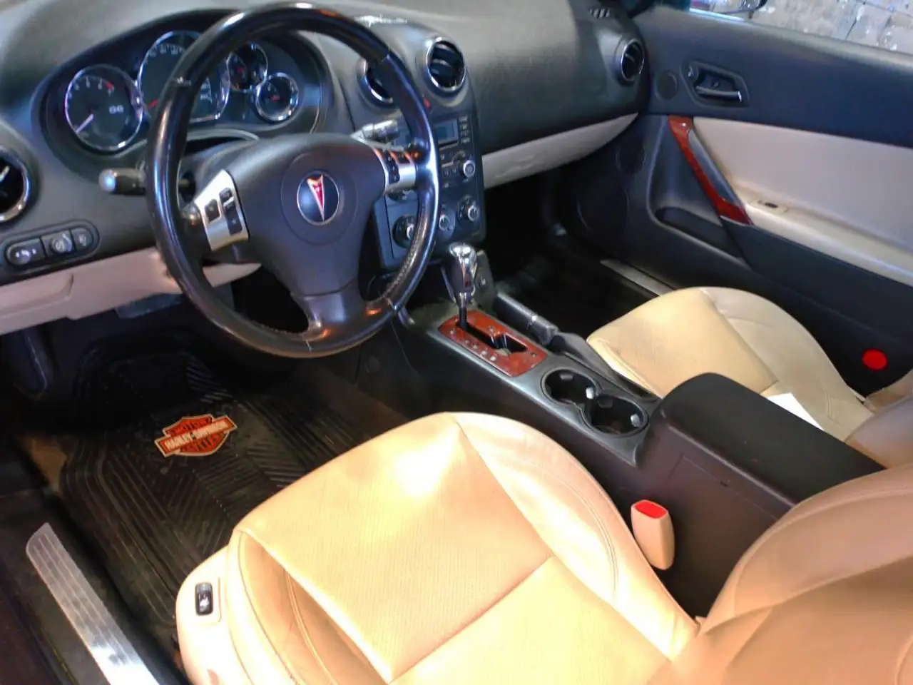 Pontiac G6 снимка Pontiac G6