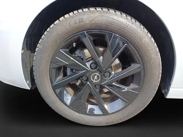 Opel Corsa view 8