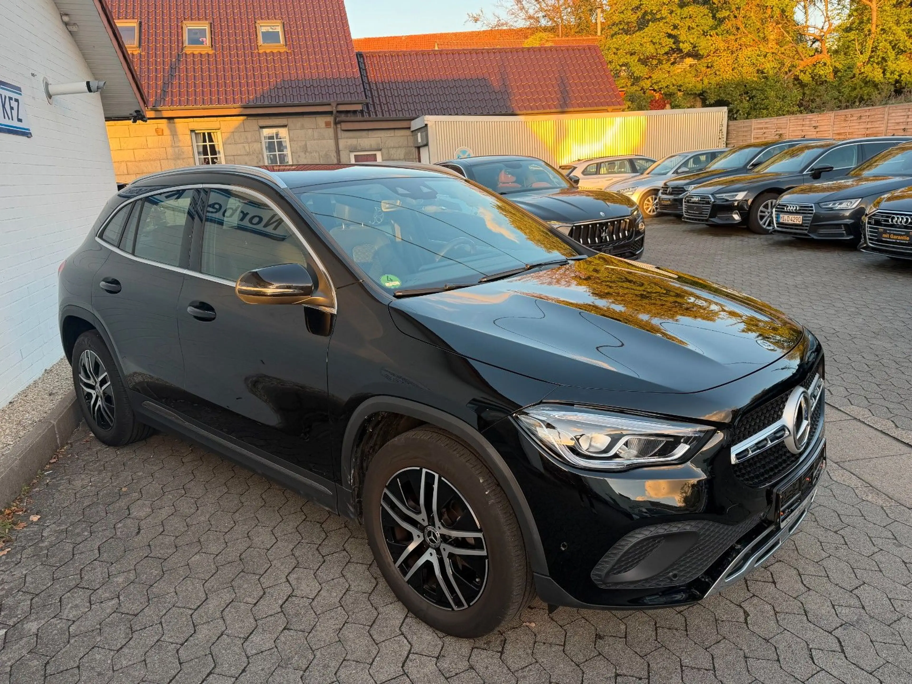 Mercedes-Benz GLA 200 — photo 6