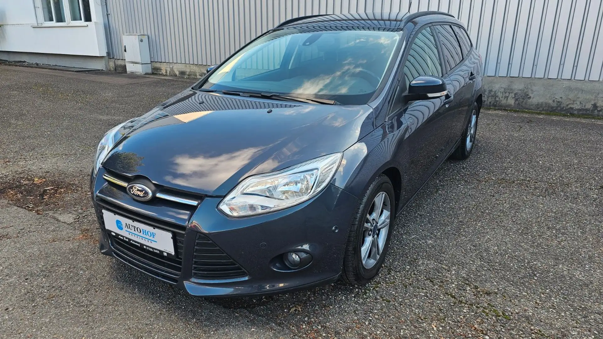 Ford Focus Turnier Sync Edition Navi/Sitzhz/60.000km! Grau - 1