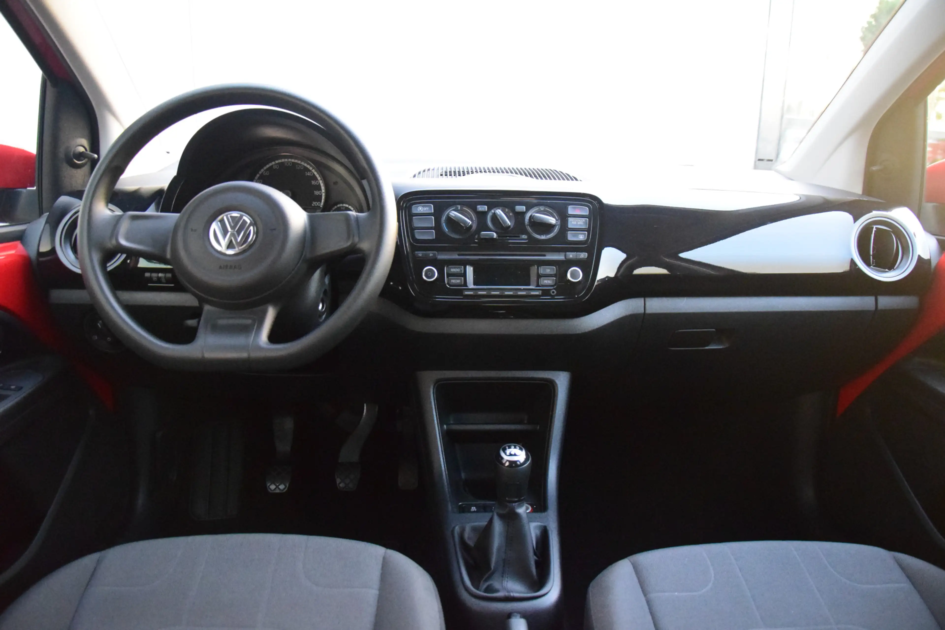 Volkswagen up! 1.0 move up! BlueMotion Airco Audio/origineel — photo 2