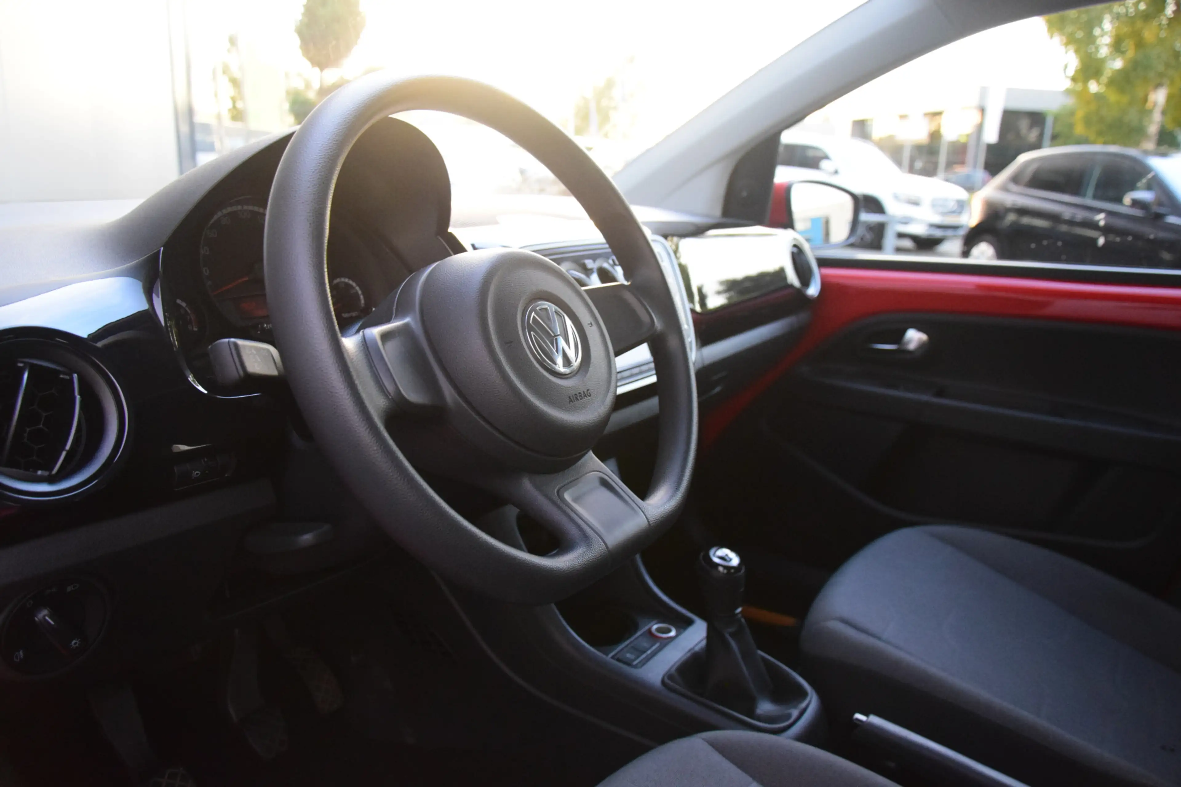 Volkswagen up! 1.0 move up! BlueMotion Airco Audio/origineel — photo 18