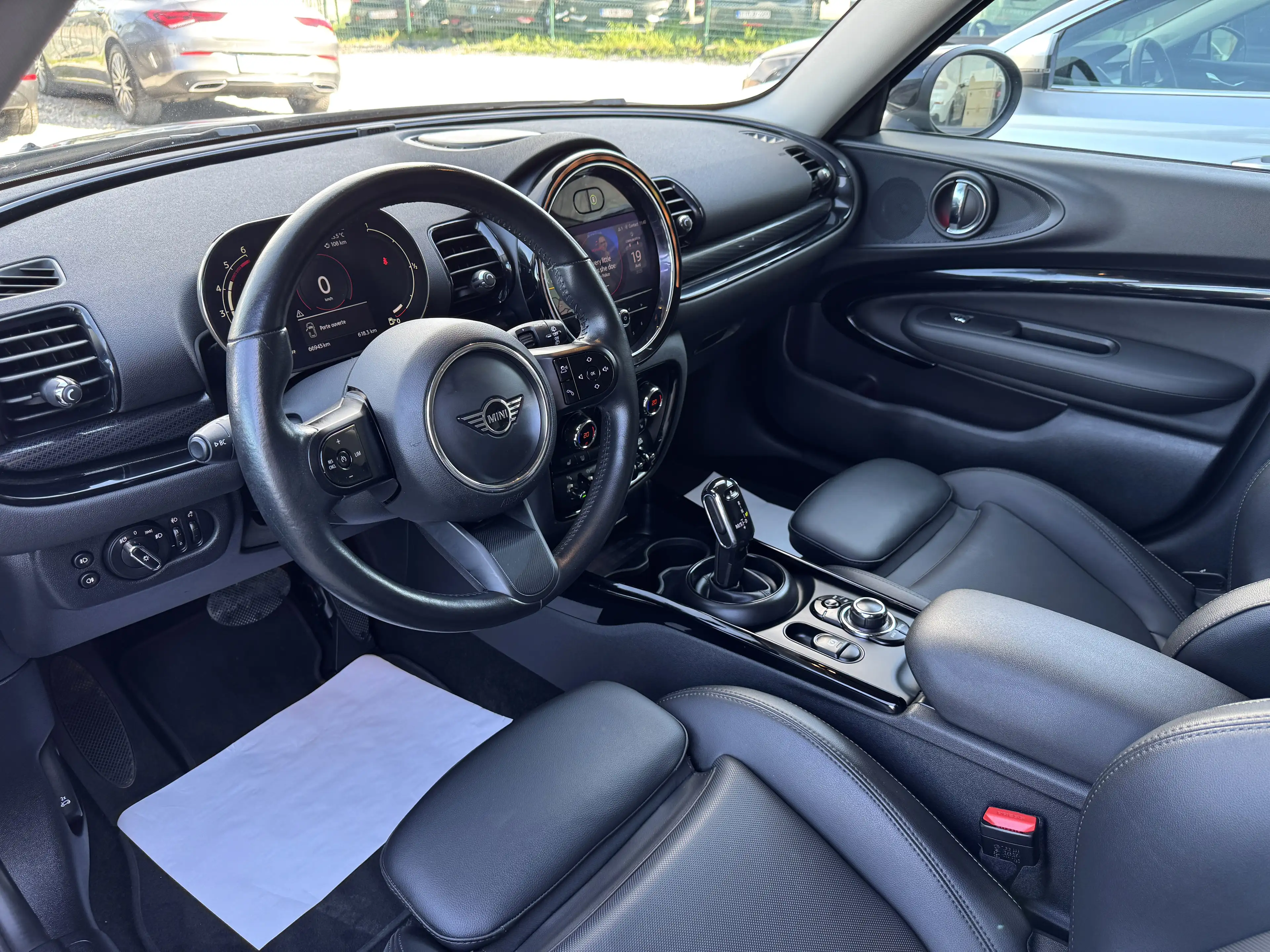 MINI One D Clubman 1.5 DA /CUIR/CARPLAY/LED/XENON *12 MOIS GARANTIE** — photo 13