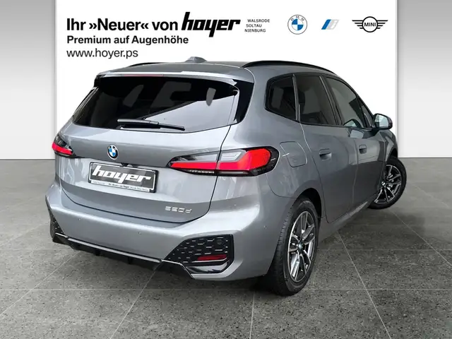 BMW 2 Series view 2