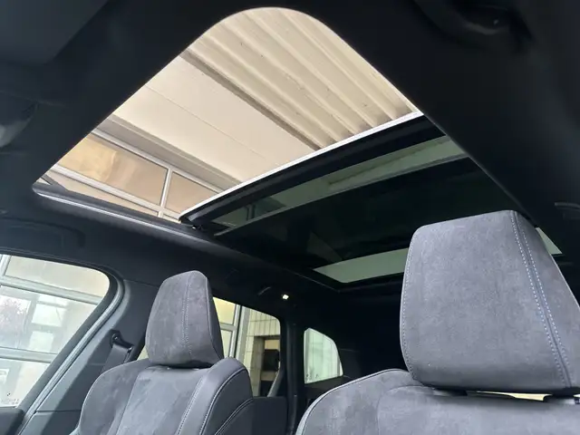 BMW 2 Series view 13
