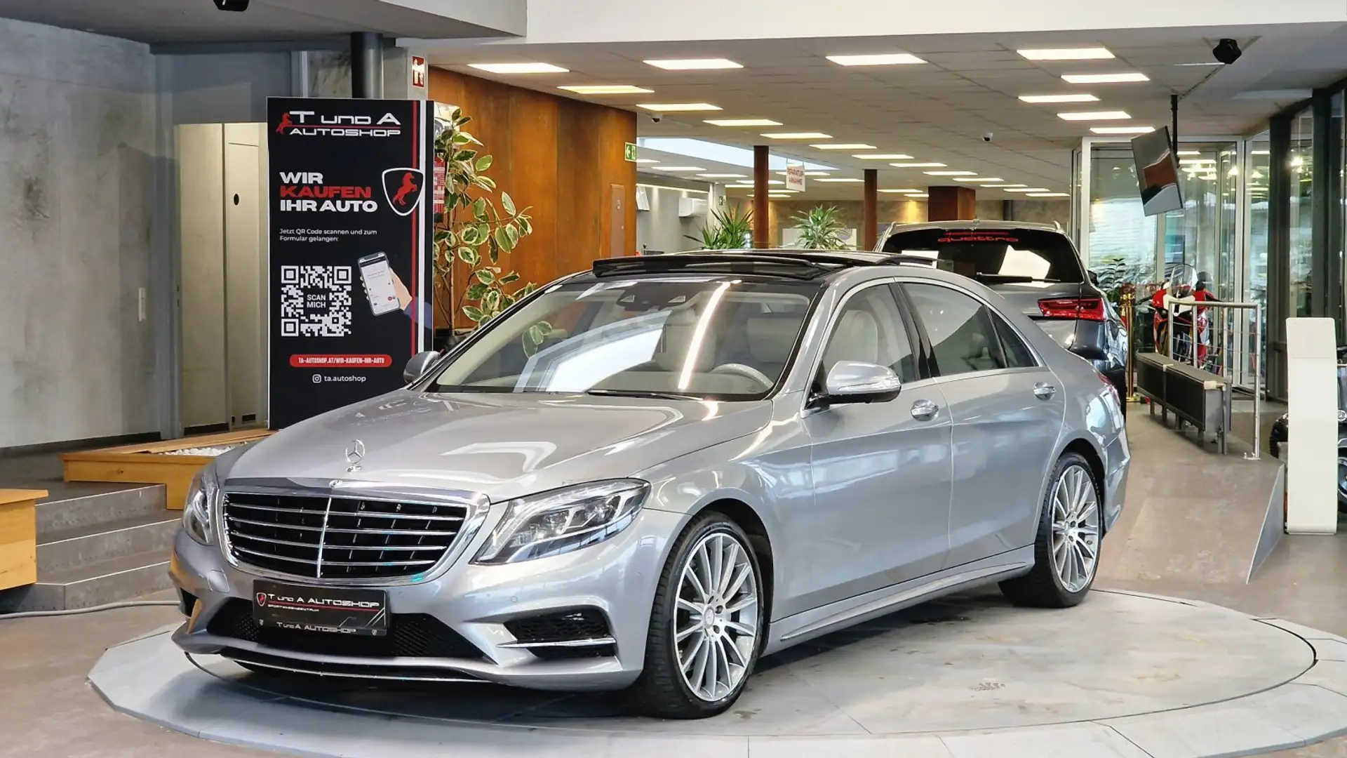 Mercedes-Benz S 500 4Matic Lang 1-Hand AMG-Paket Aut. *Soft Close*Pano Grau - 1