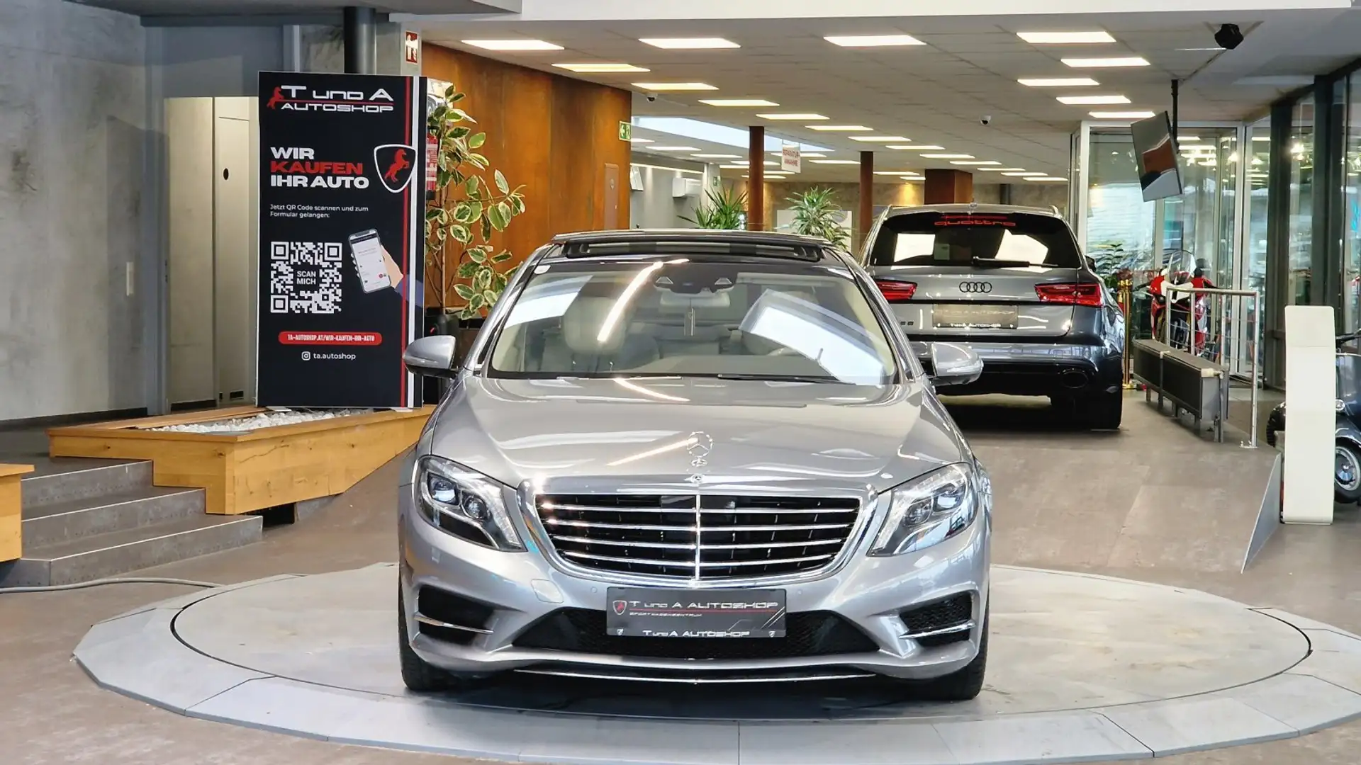 Mercedes-Benz S 500 4Matic Lang 1-Hand AMG-Paket Aut. *Soft Close*Pano Grau - 2