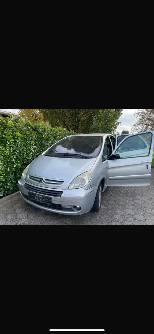 Citroen Xsara Picasso 1,6 HDi 16V Exclusive FAP - 2