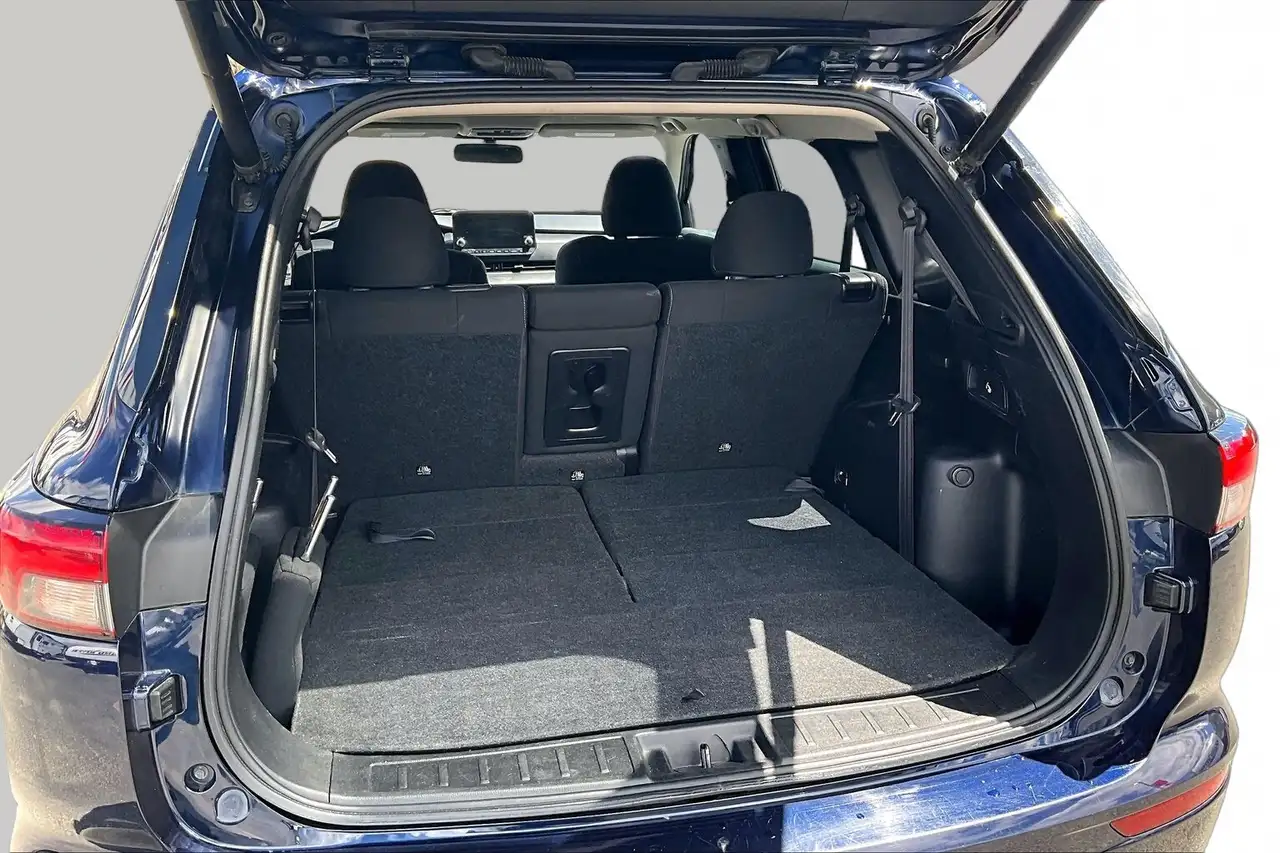 Mitsubishi Outlander снимка Mitsubishi Outlander