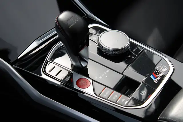 BMW M3 view 11