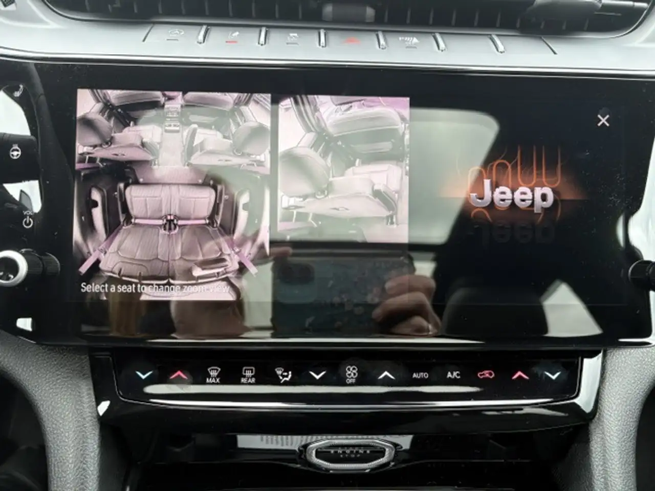 Jeep Grand Cherokee снимка Jeep Grand Cherokee