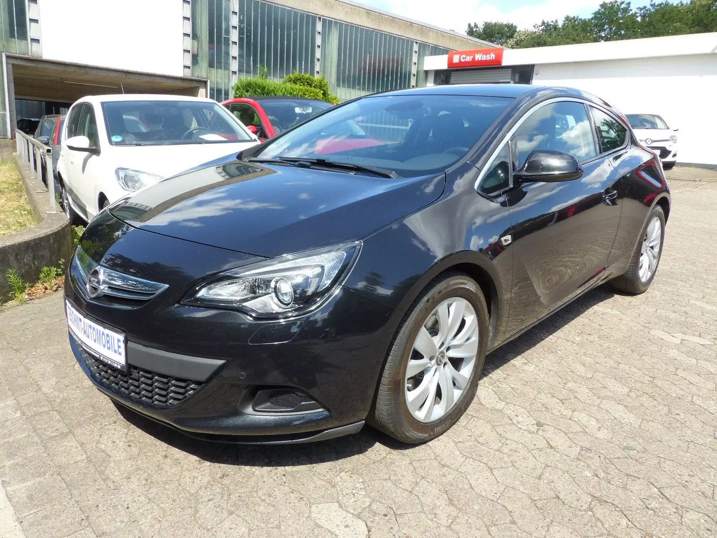 Opel Astra J GTC Automatik/Navi/Xenon/PDC Schwarz - 1