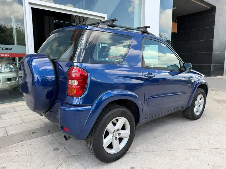 Toyota RAV4 2.0 D4-D Sol 2006, foto 8