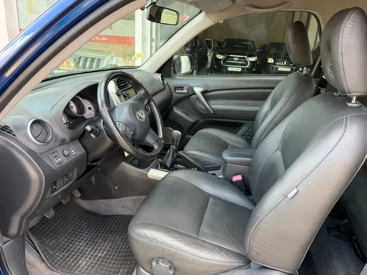 Toyota RAV4 2.0 D4-D Sol 2006, foto 9