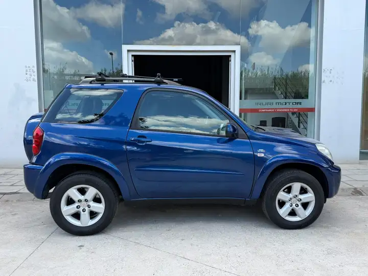 Toyota RAV4 2.0 D4-D Sol 2006