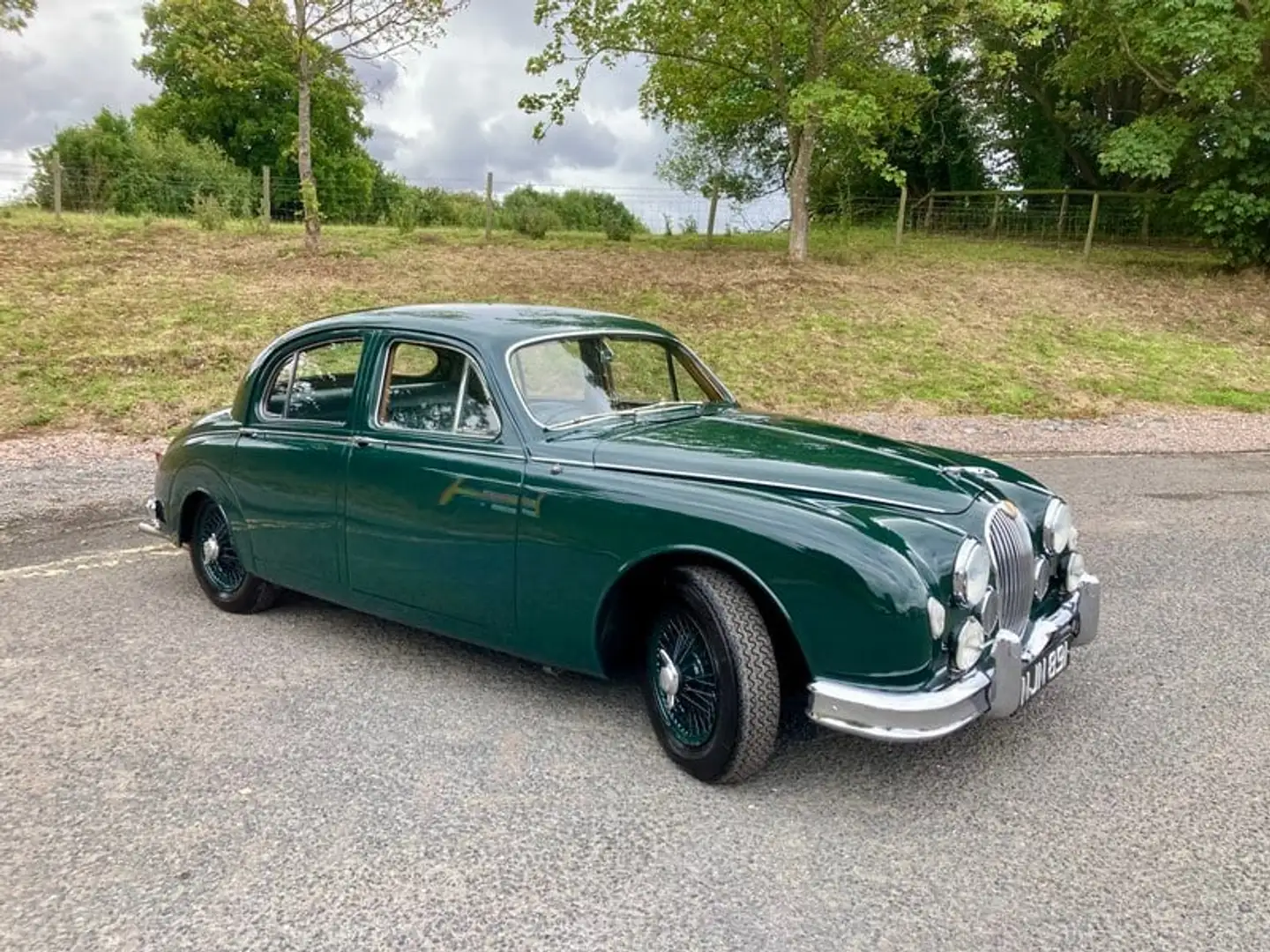 Jaguar MK II 3.4 litres Vert - 1
