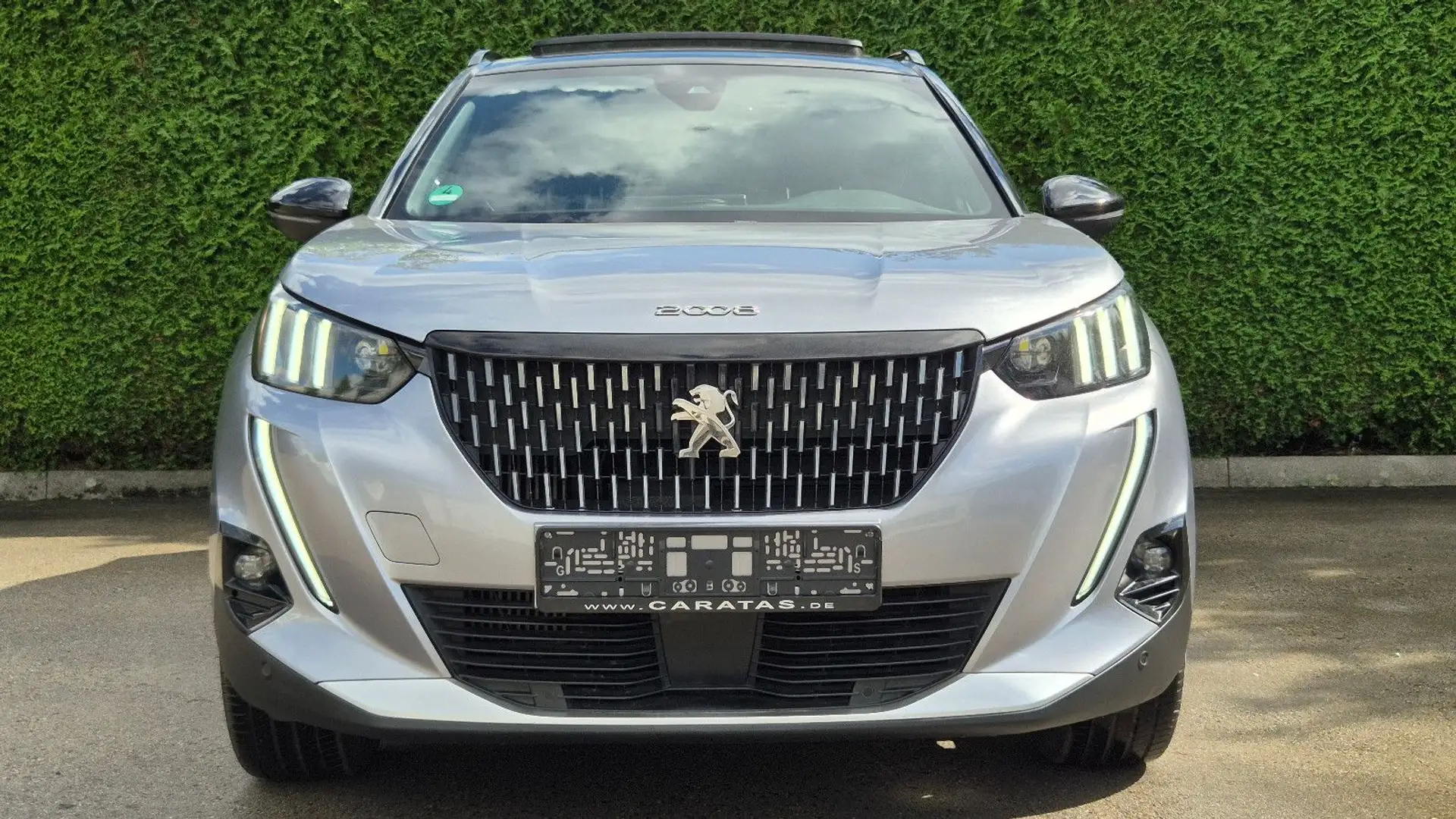Peugeot 2008 GT Line/AUTOM/PANO/LEDER/LED/ Grau - 2