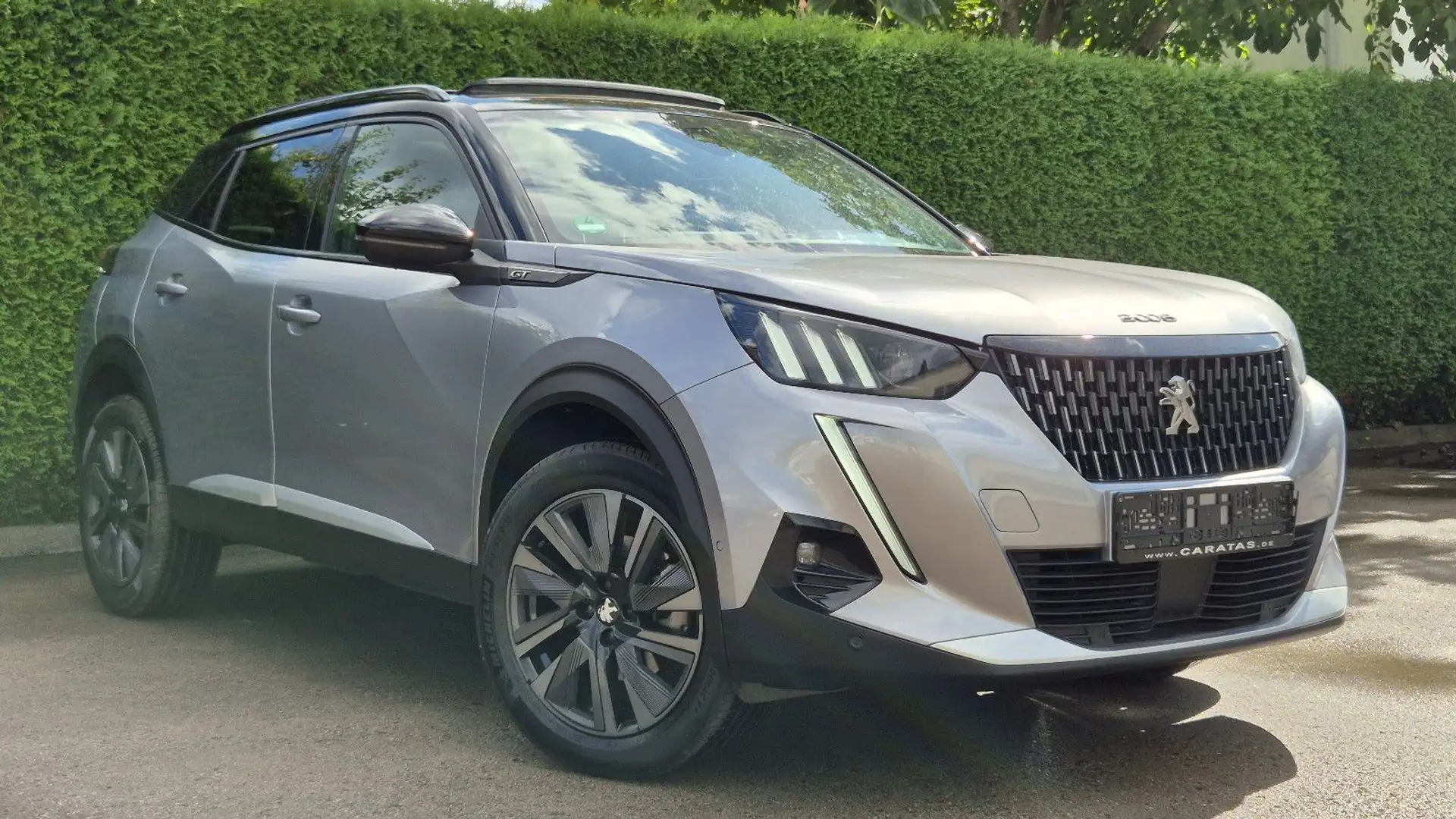 Peugeot 2008 GT Line/AUTOM/PANO/LEDER/LED/ Grau - 1