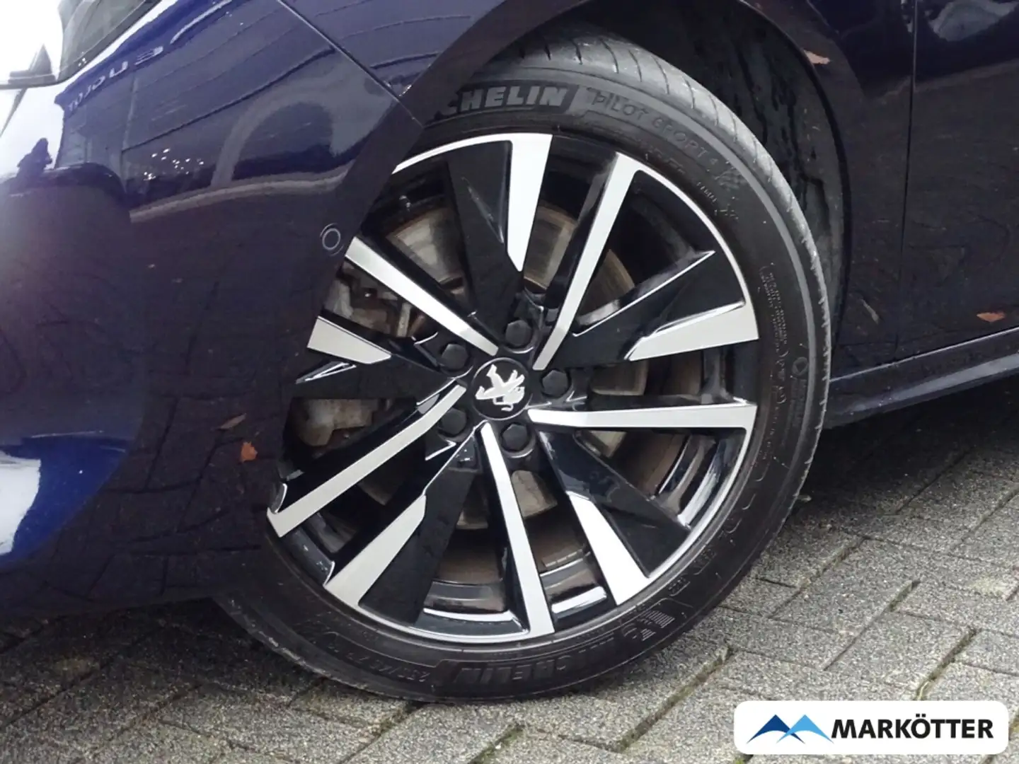 Peugeot 508 SW Hybrid 225 GT/AHK/SHZ/FOCAL/ACC Blau - 2