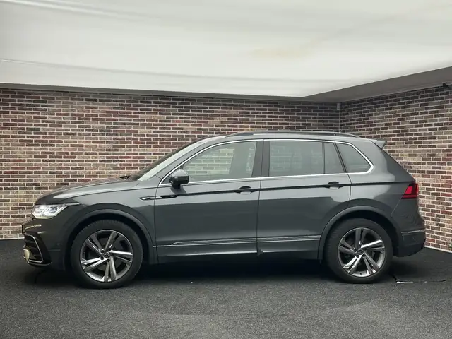 Volkswagen Tiguan view 6