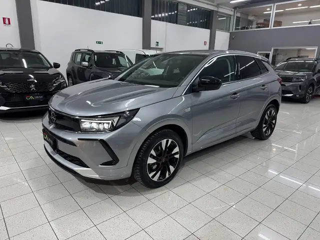 Opel Grandland 1.5CDTI 130CV AT8 Elegance PROFUMA DI NUOVO!!!!!