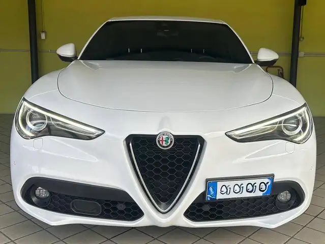 Alfa Romeo Stelvio Stelvio 2.2 t Super Business Q4 190cv auto iva esposta