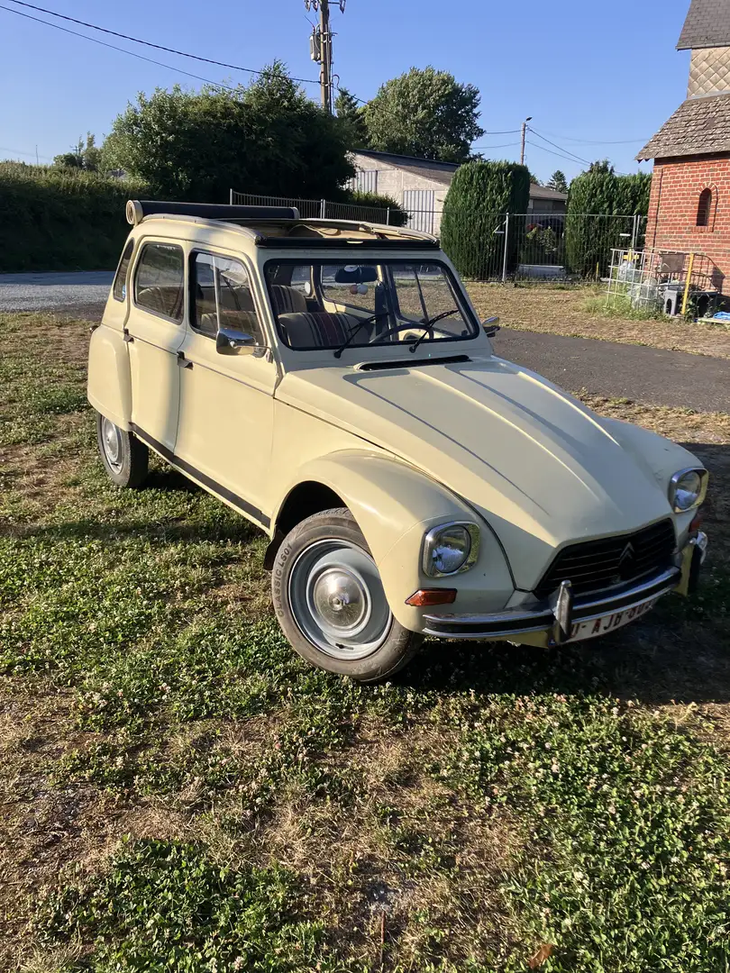 Citroen Dyane - 1