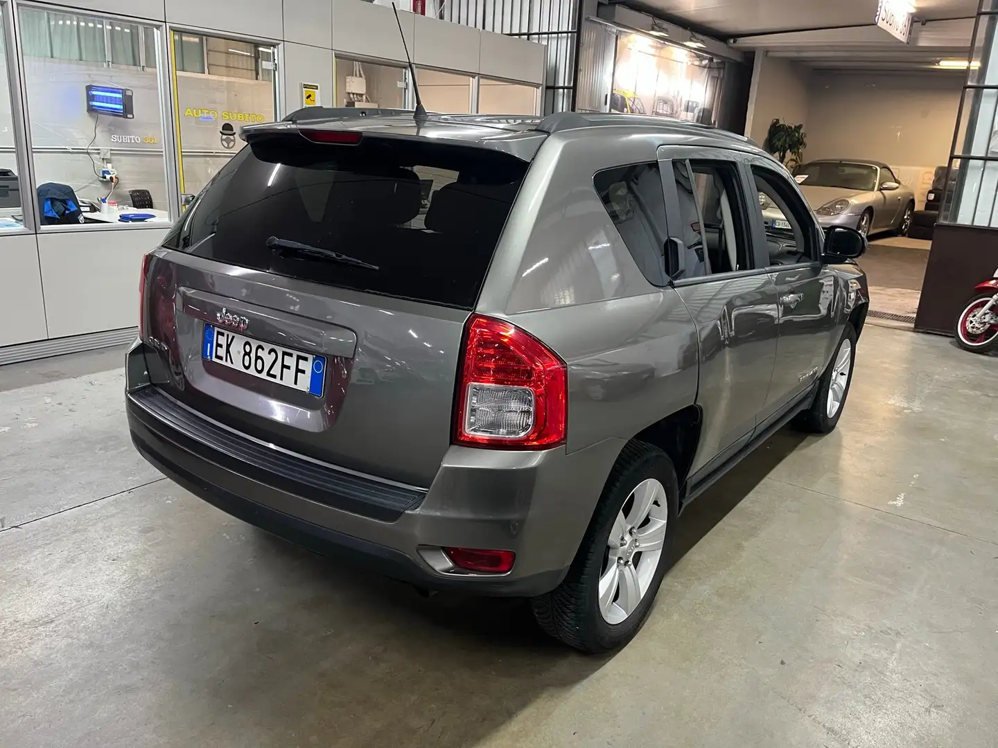 Jeep Compass 2.2 CRD Sport 4wd 163cv 4X4 Grigio - 2