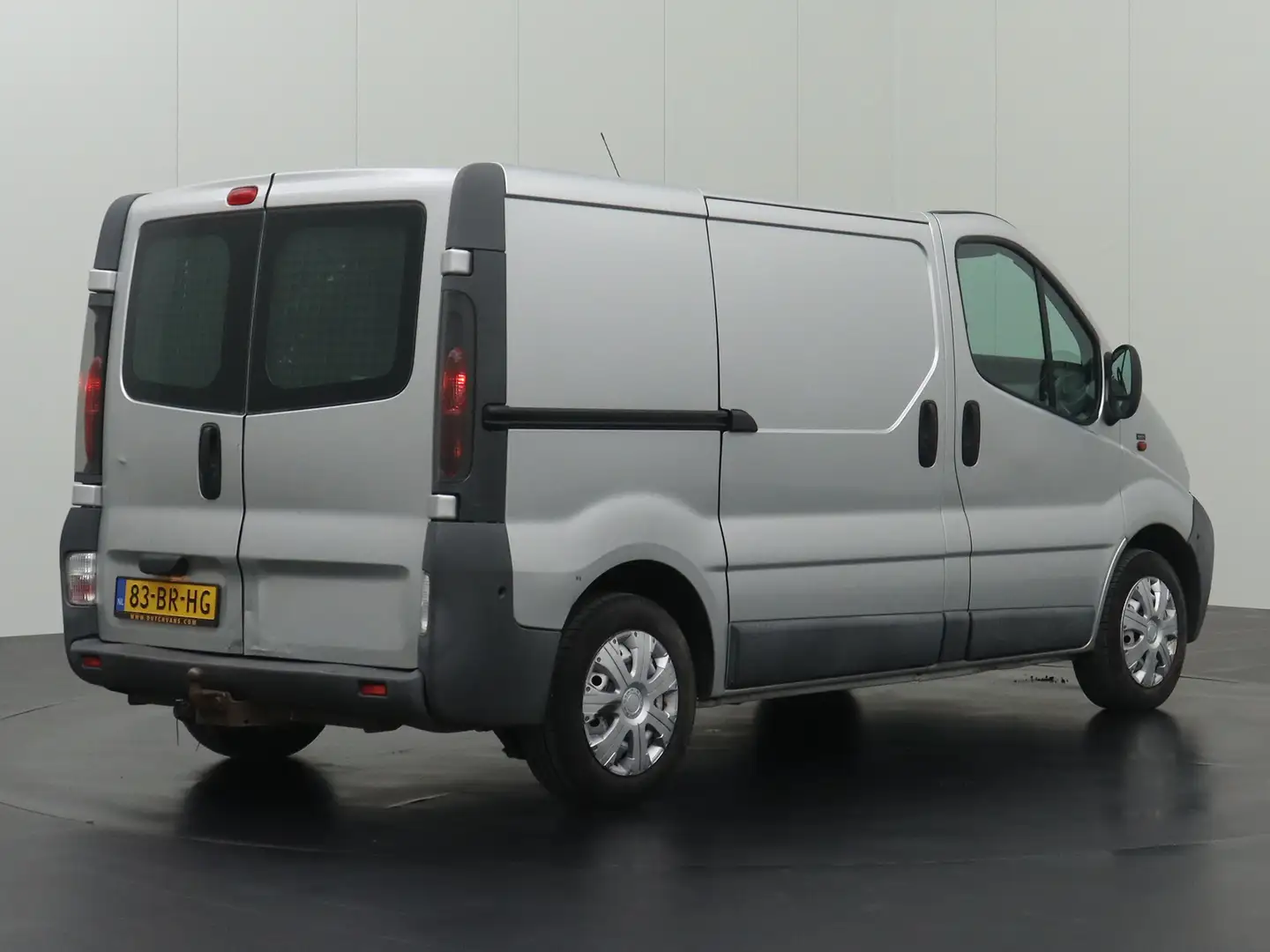 Opel Vivaro 1.9CDTI L1H1 | 3-Persoons | Trekhaak Zilver - 2