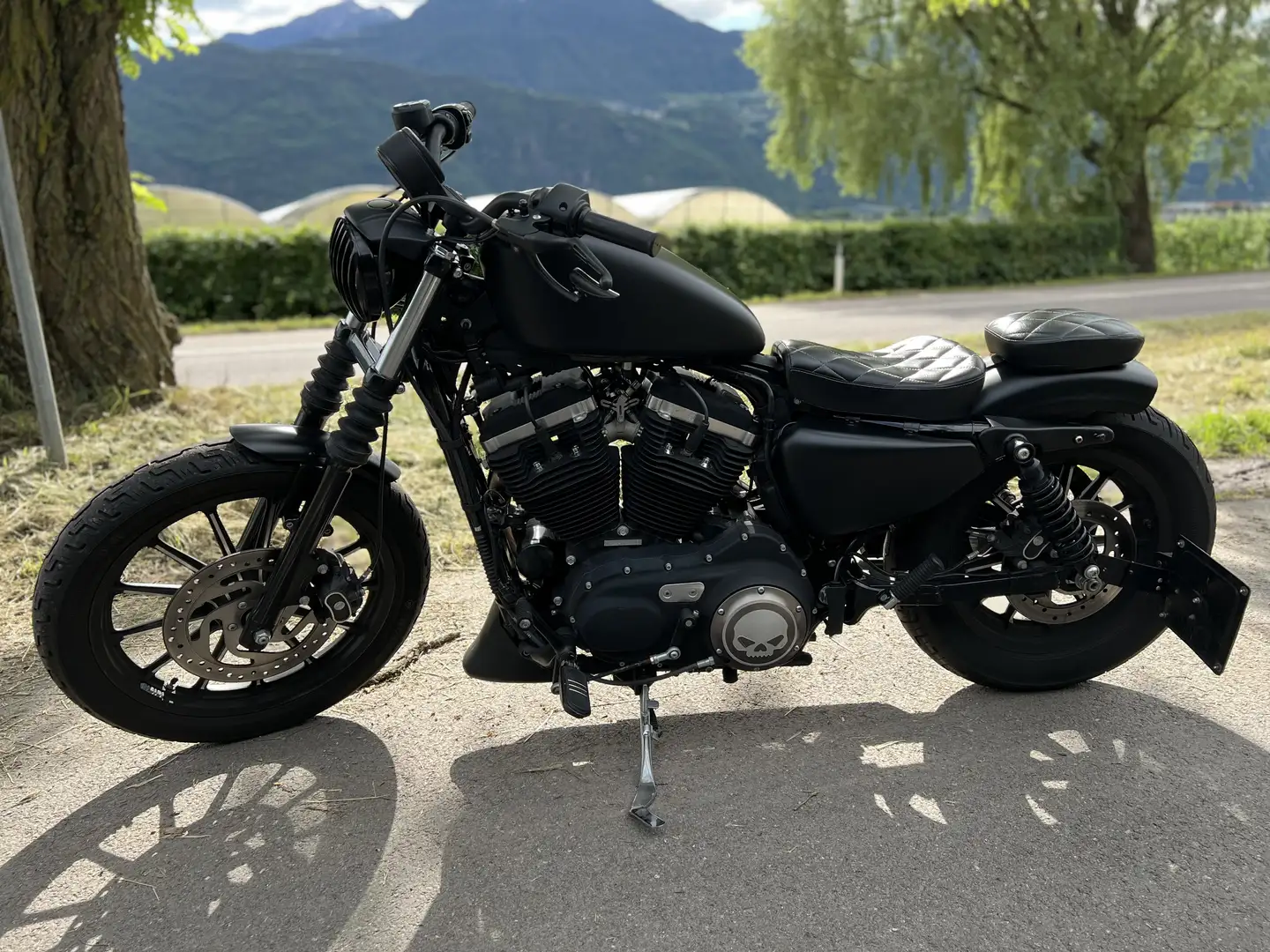 Harley-Davidson Iron 883 - 2