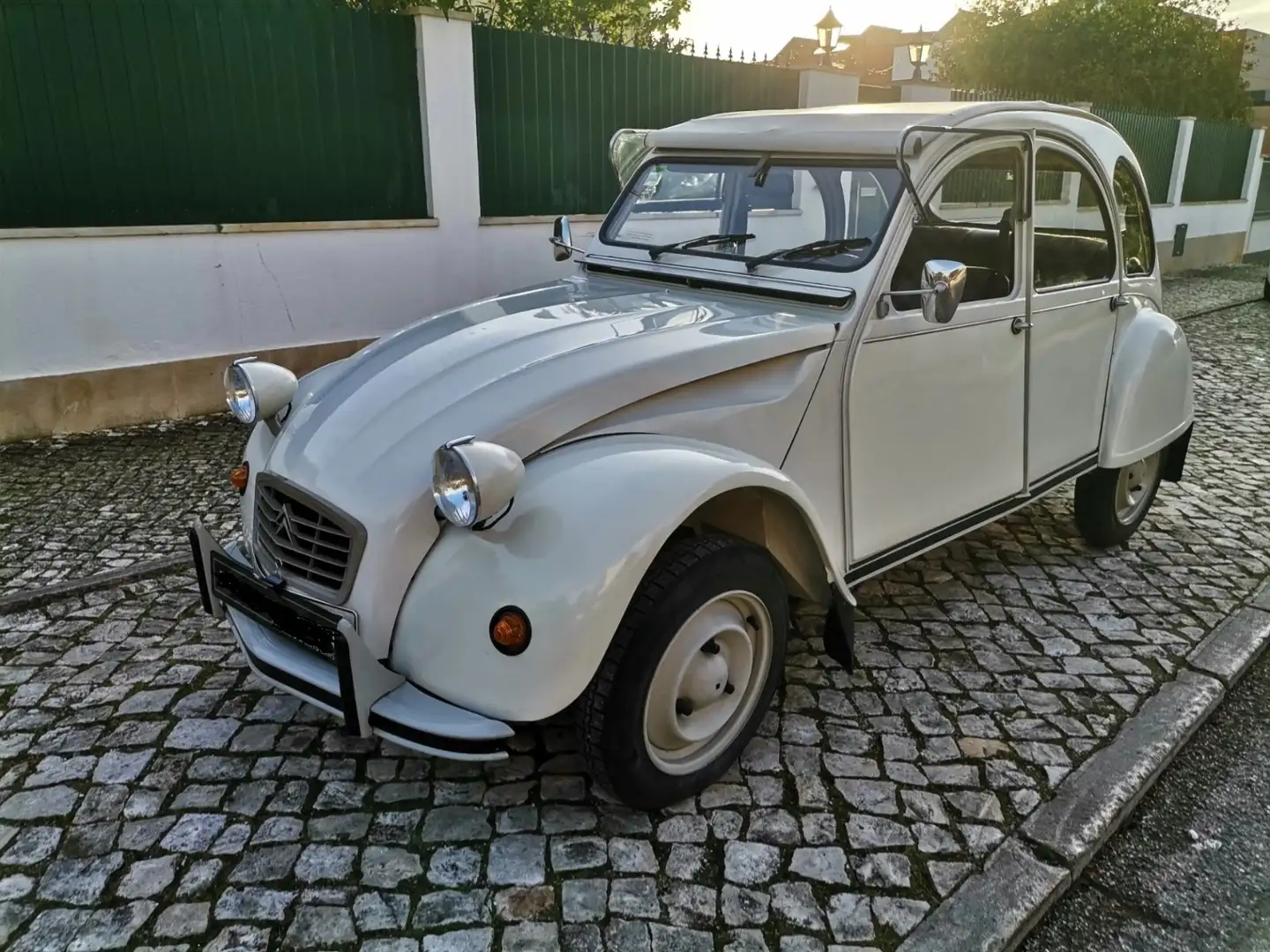 Citroen 2CV 6 Club Blanc - 2