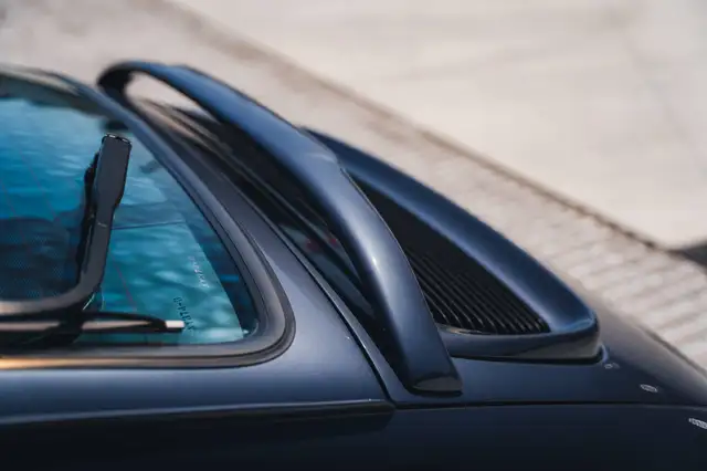 Porsche 911 view 13