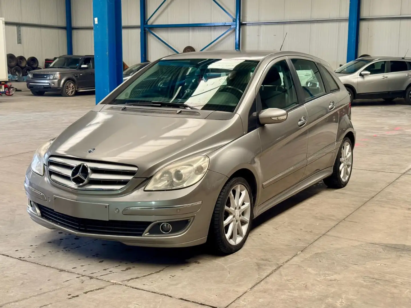 Mercedes-Benz B 180 Grijs - 1