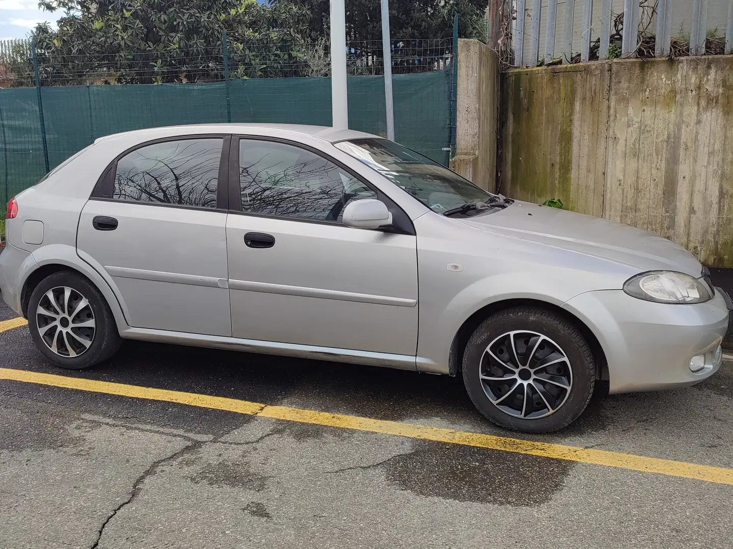 Daewoo Lacetti Lacetti 1.4 16v SE Srebrny - 1