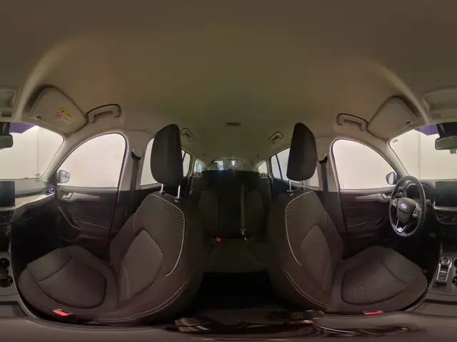 Ford Focus view 13