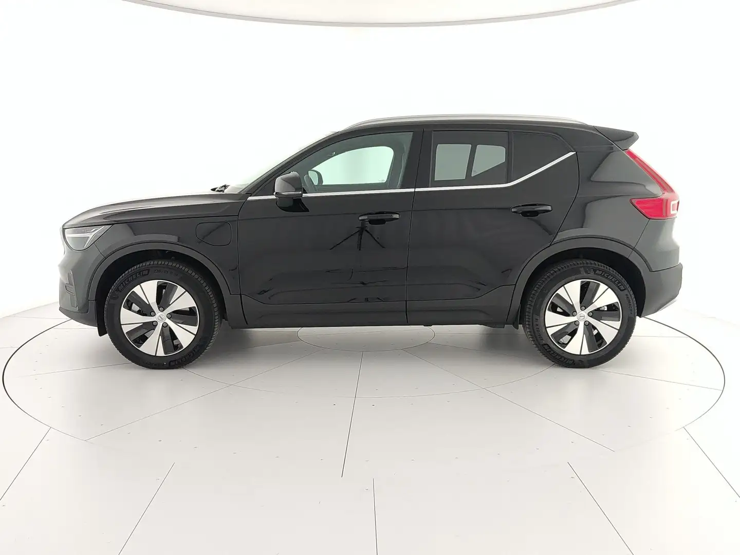 Volvo XC40 XC40 1.5 t4 recharge phev Core auto Nero - 2