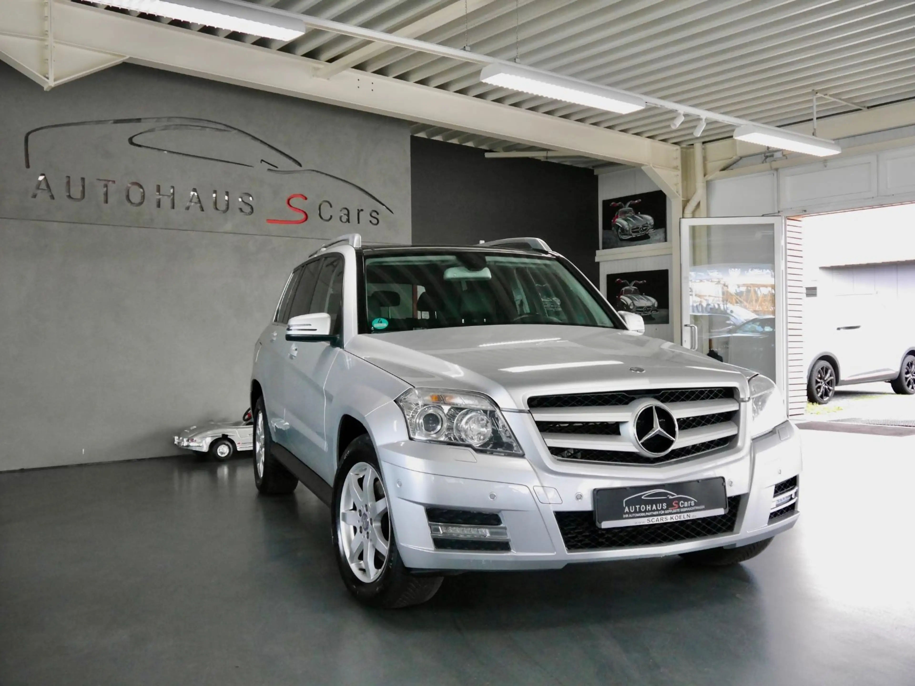 Mercedes-Benz GLK 350 CDI 4Matic*Navi*AHK*Leder*Xenon — photo 2